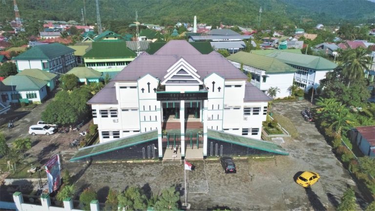 Monitoring dan Evaluasi SDM pada Institut Agama Islam Negeri Palopo